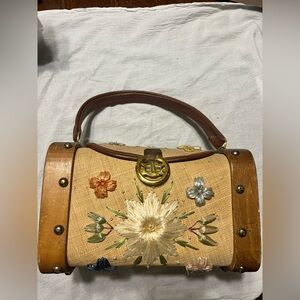 Rare Vintage Philippines Wood Raffia Purse Embroidered Flower Top Handle Bag 50s